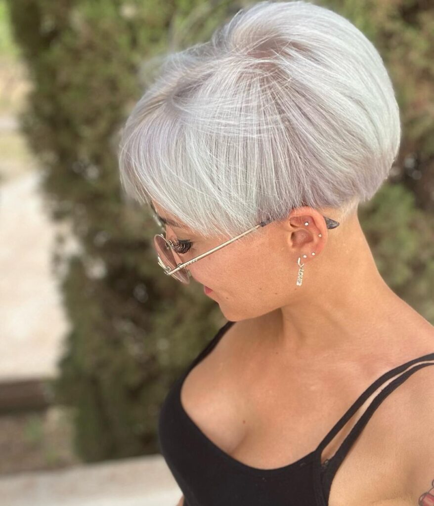 Cabelo loiro platinado