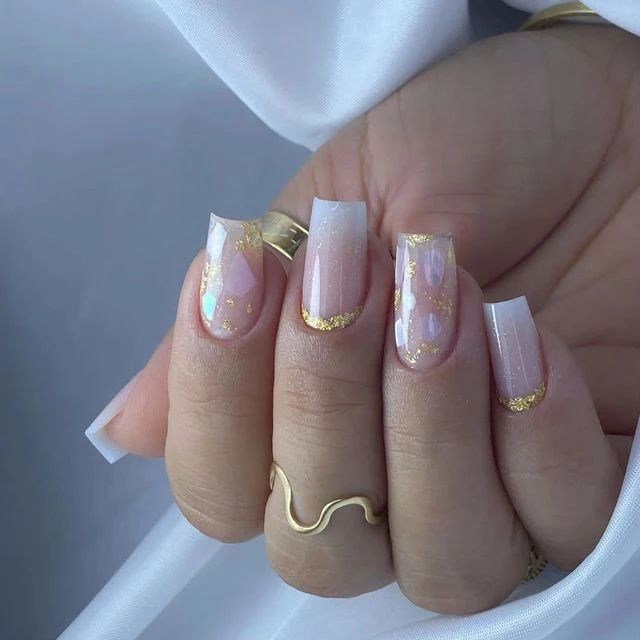 unhas francesinha encapsulada