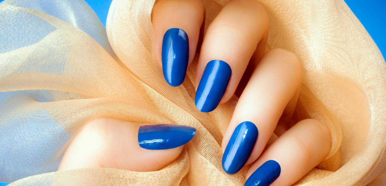 Unhas em Gel Decoradas Francesinha Azul