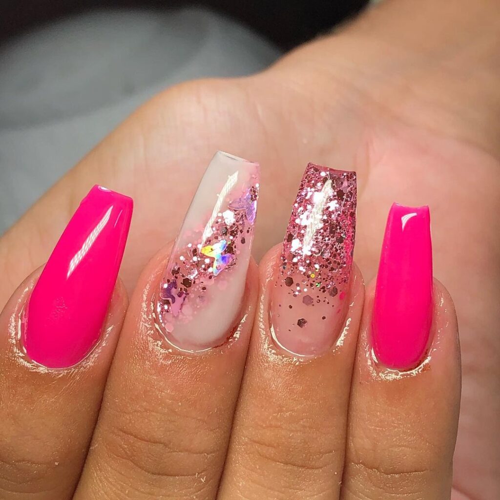 Unhas com glitter