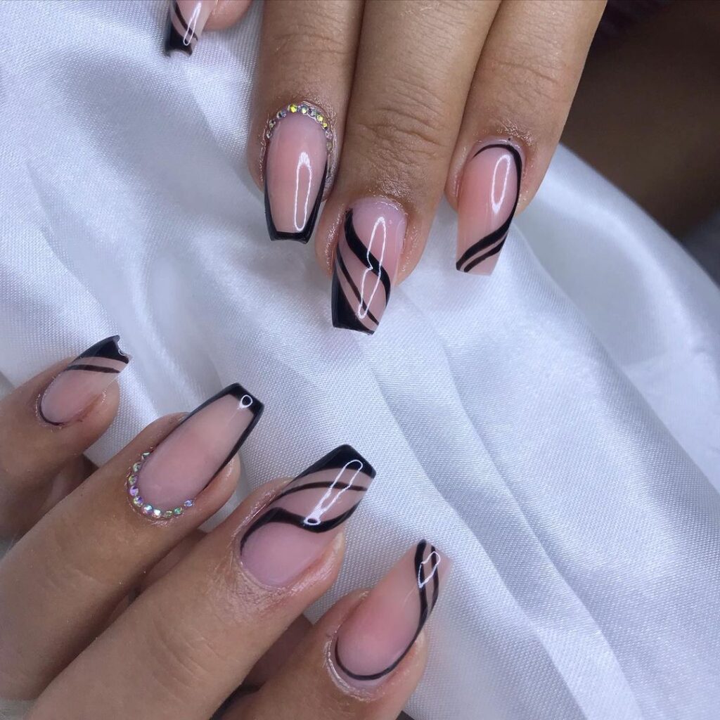 Nail designer unhas pretas