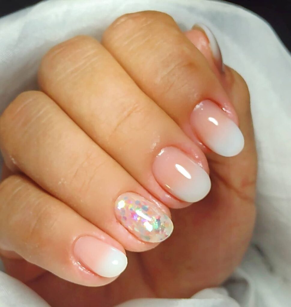 Unhas delicadas em gel