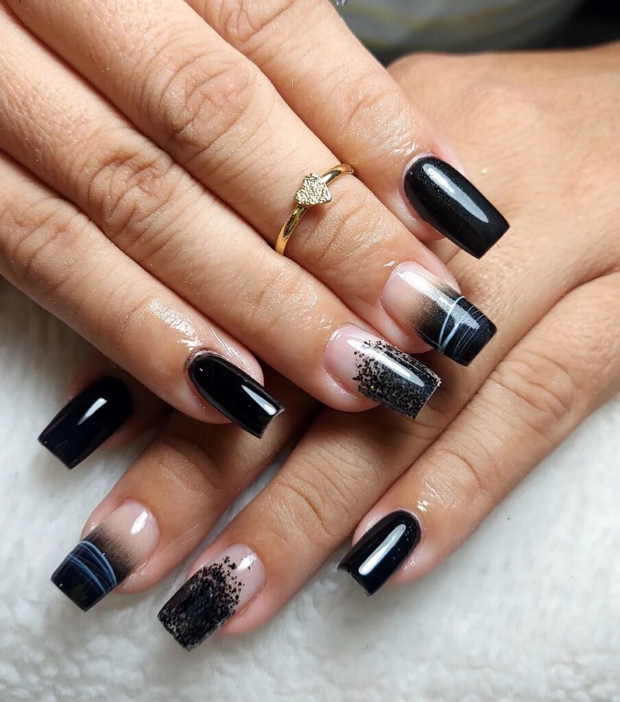 Unhas pretas em gel