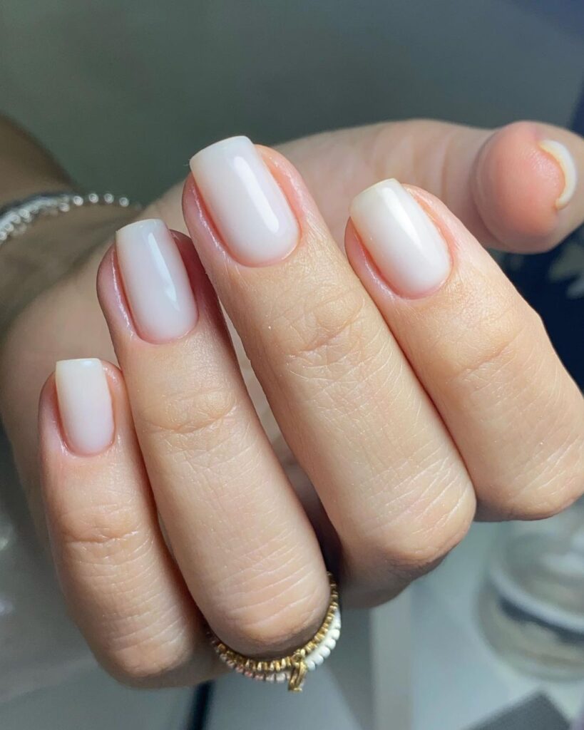 Tratamento em gel para unhas naturais