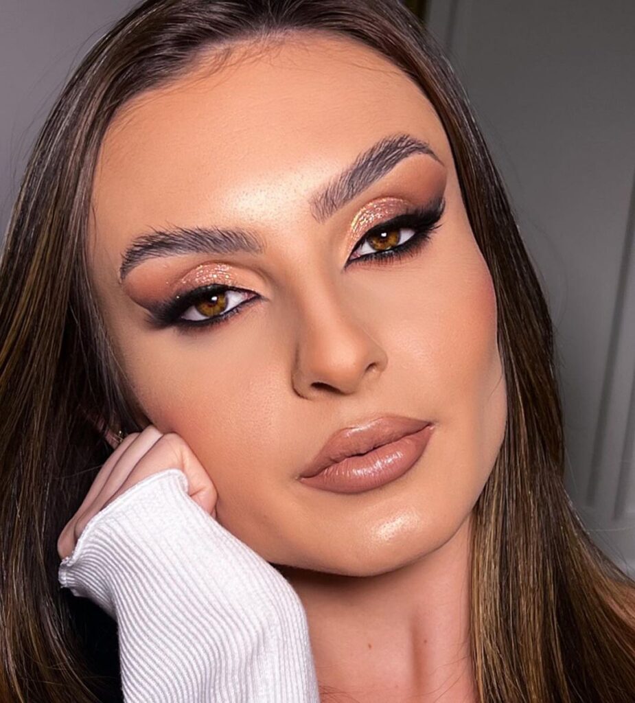 Make up que valorizam olhos grandes