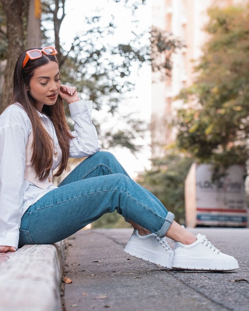 Looks de inverno calça jeans e tenis