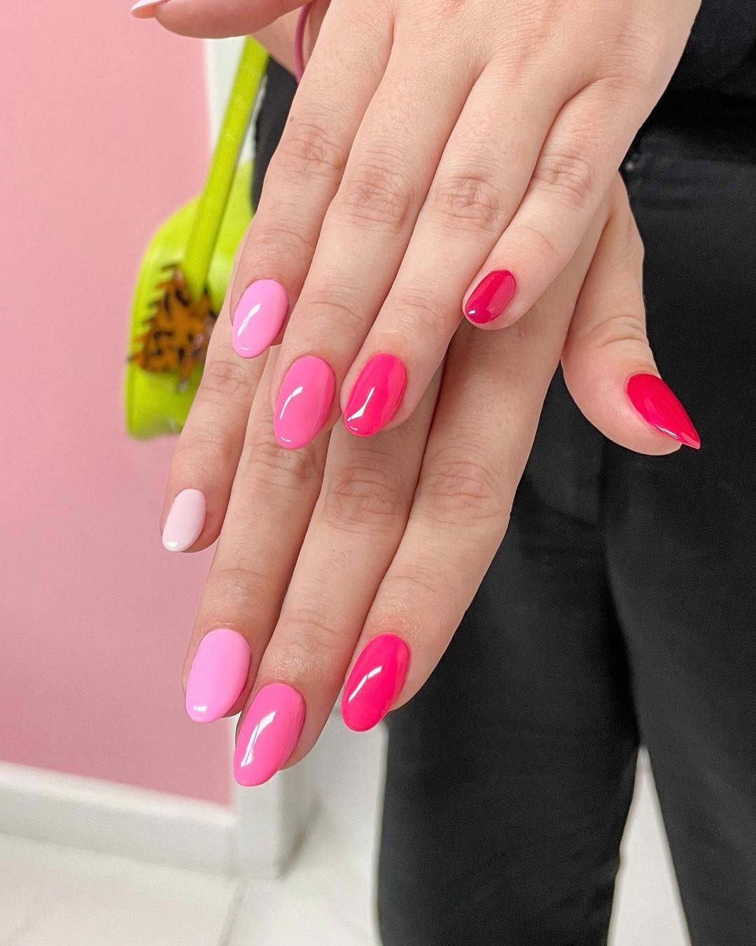 Esmaltação em Gel Decorada: Brilho e Arte Unhas! - Portal Zoe