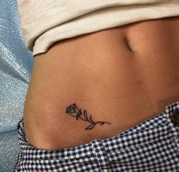 tatuagens para cobrir cicatriz na barriga
