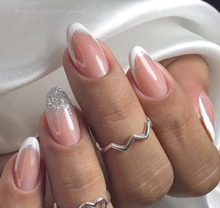 Unhas nude