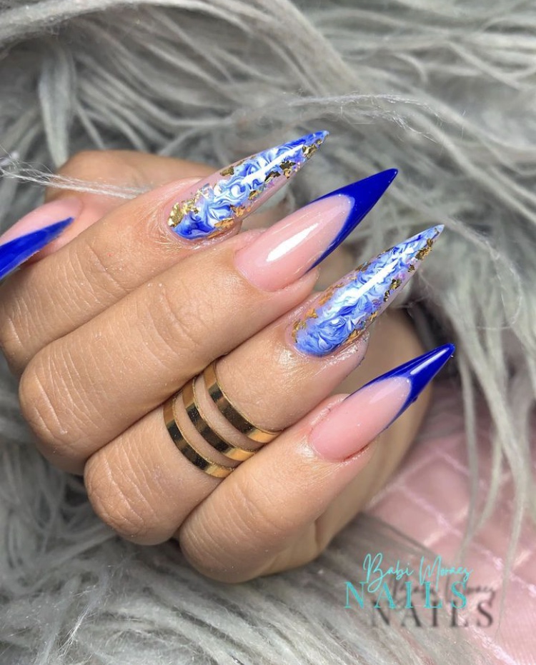 Unhas stiletto