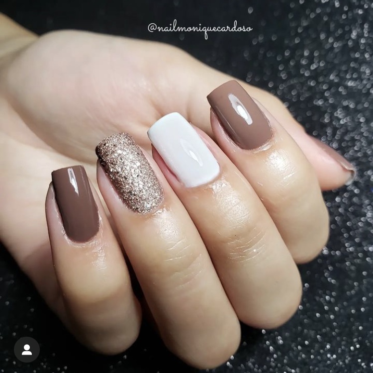 Unhas nude