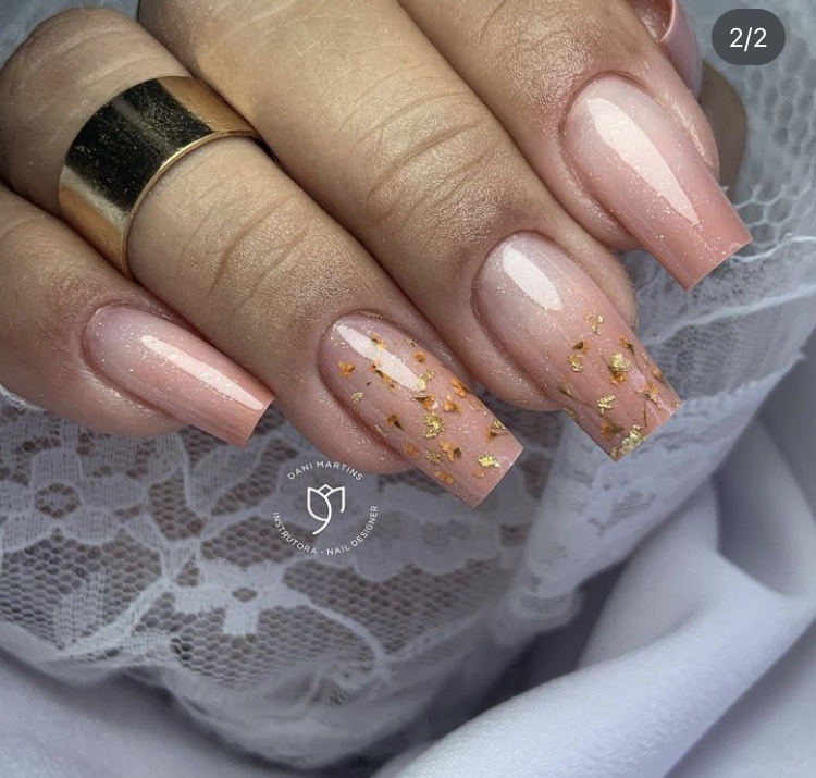 Unhas nude