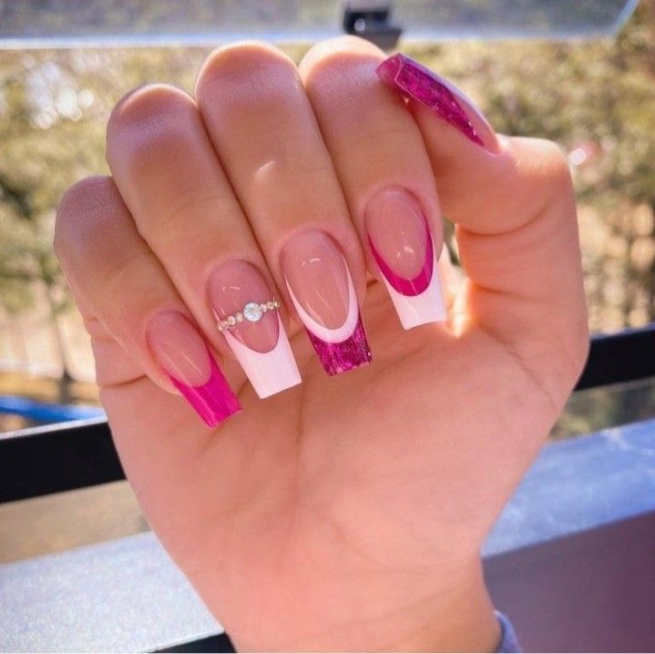 unhas rosa decoradas
