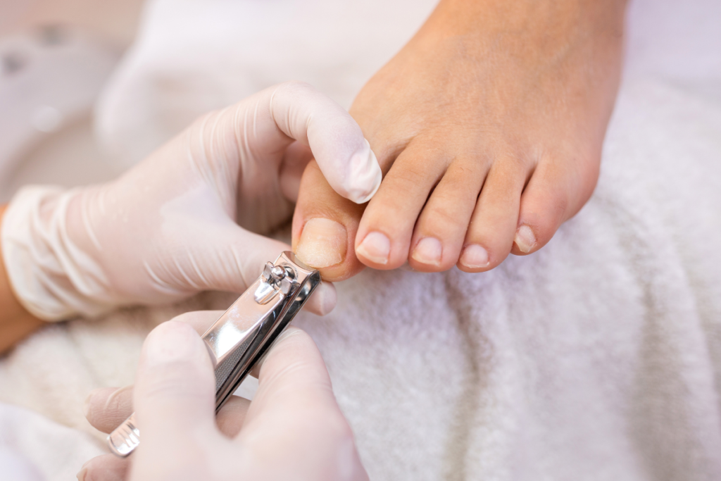 Unhas dos pés pretas o que podem ser