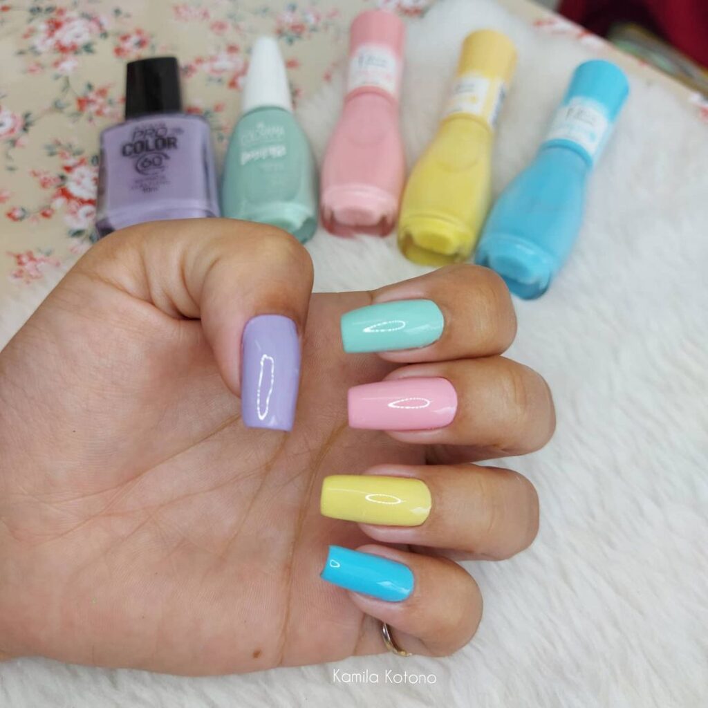 nails coloridas