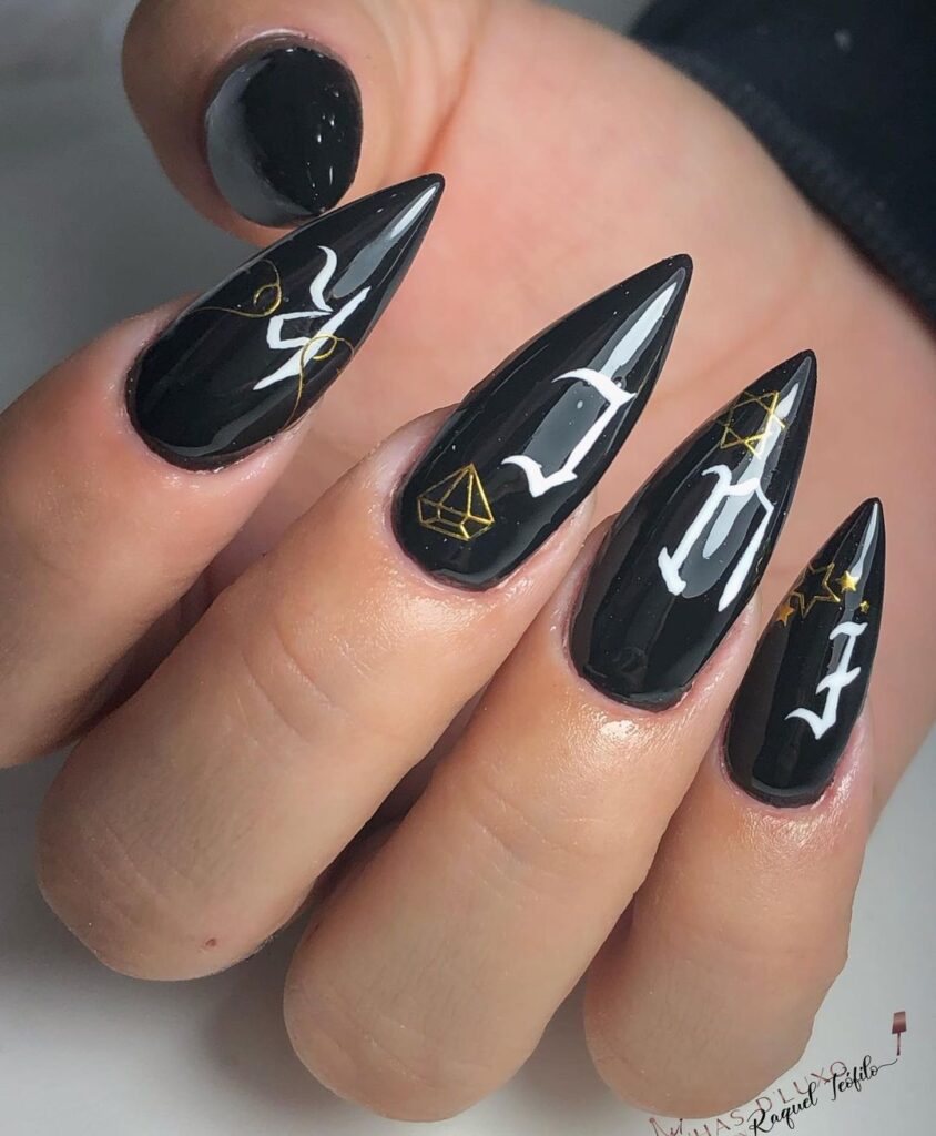 unhas em gel versao mandrake preta