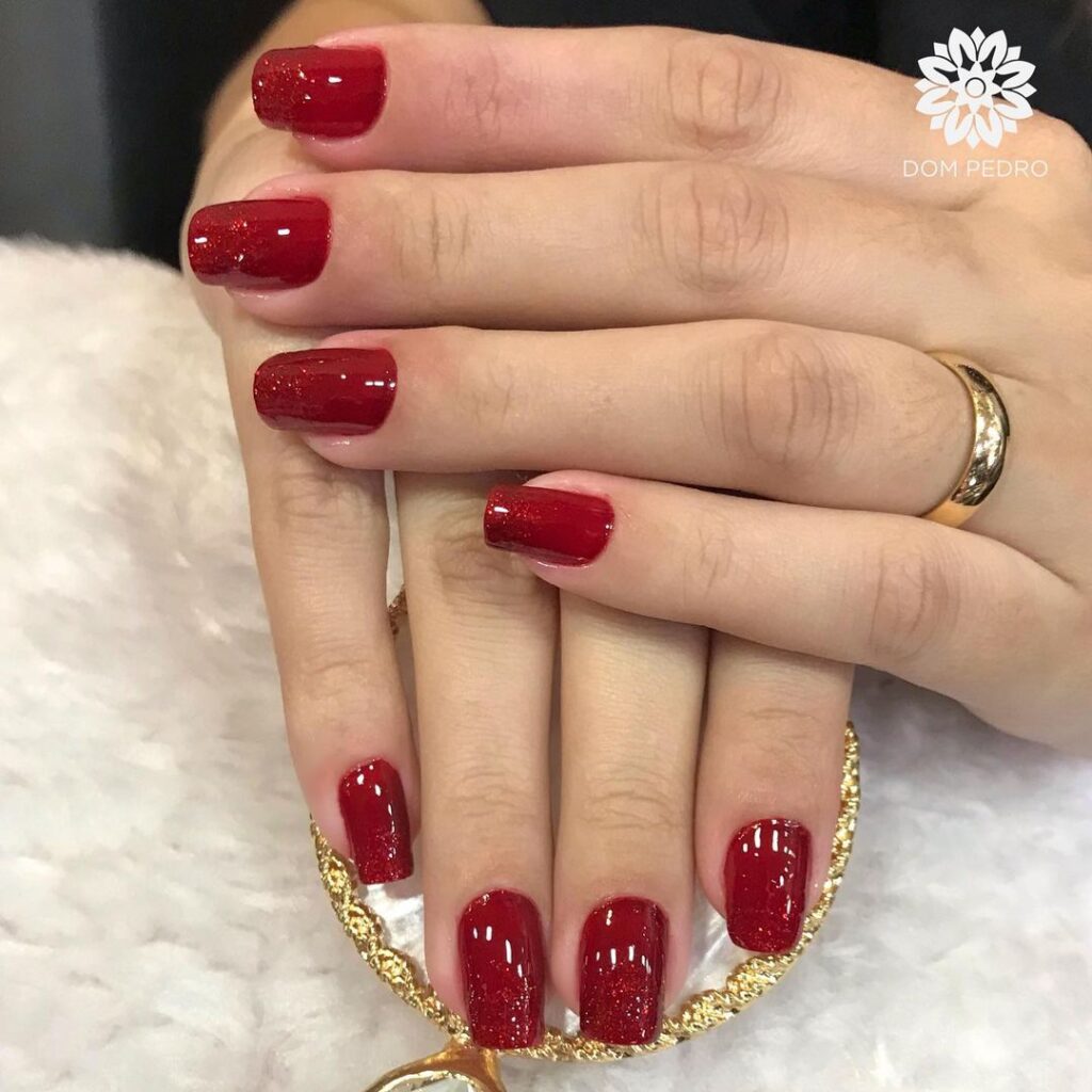 esmalte vermelho