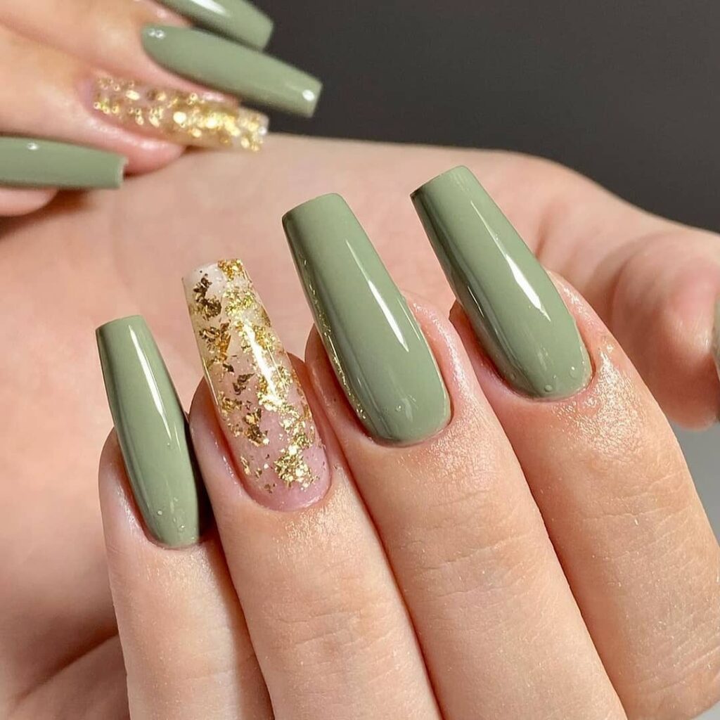 esmaltes verde militar