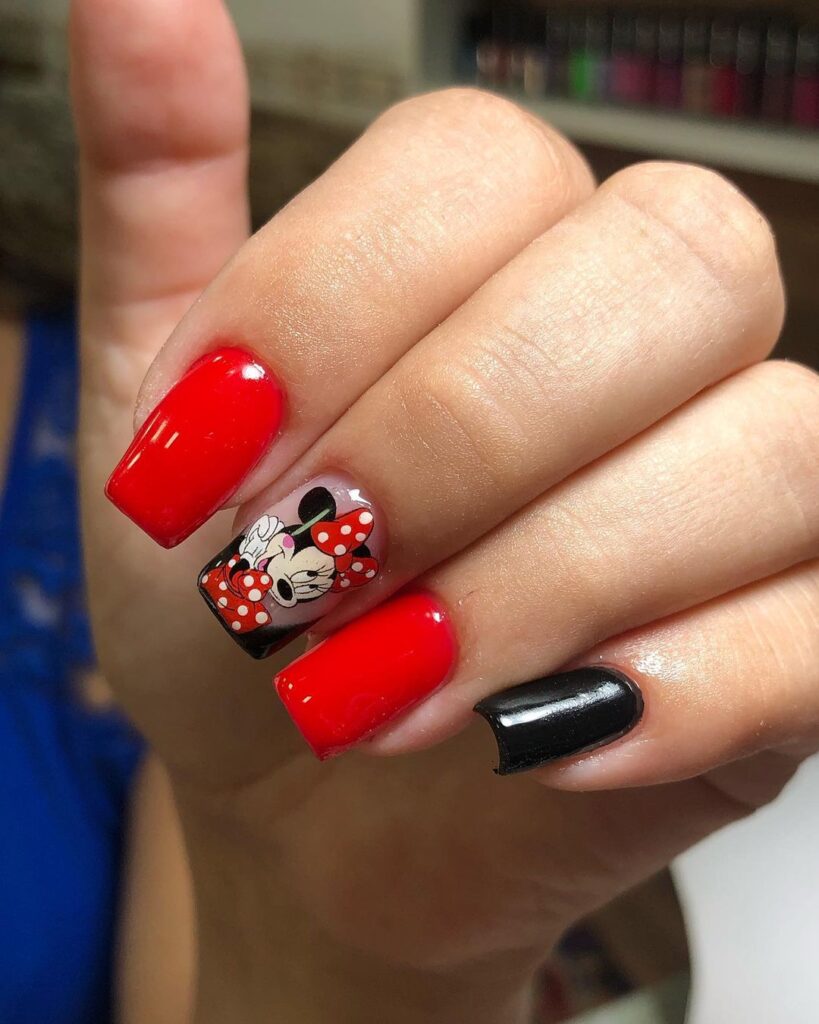 unhas minnie