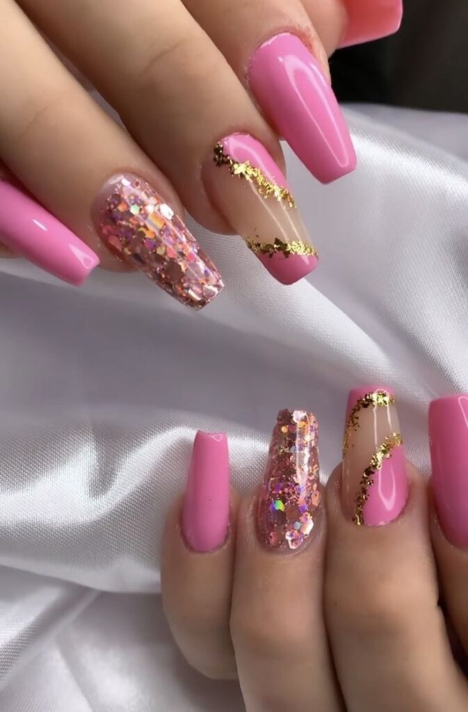 unhas rosa decoradas
