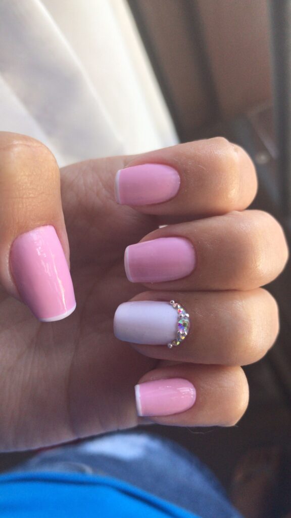 unhas rosa decoradas
