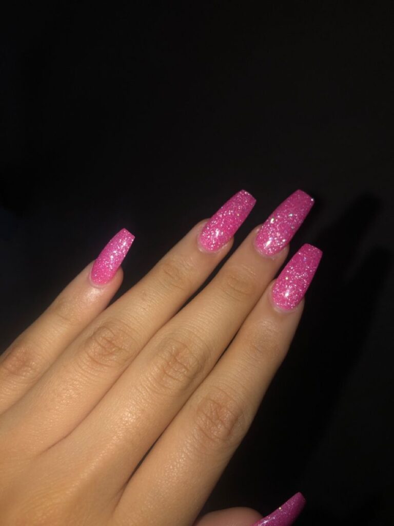 unhas rosa decoradas
