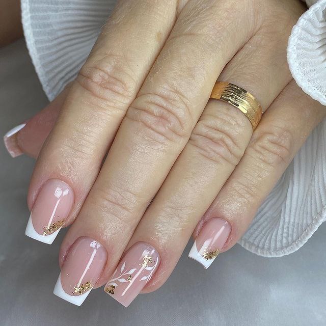 unhas francesinha alongamento e gel