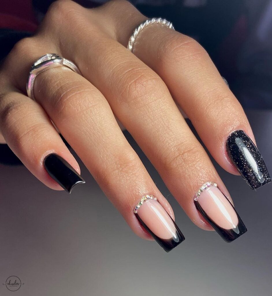 unhas pretas lindas