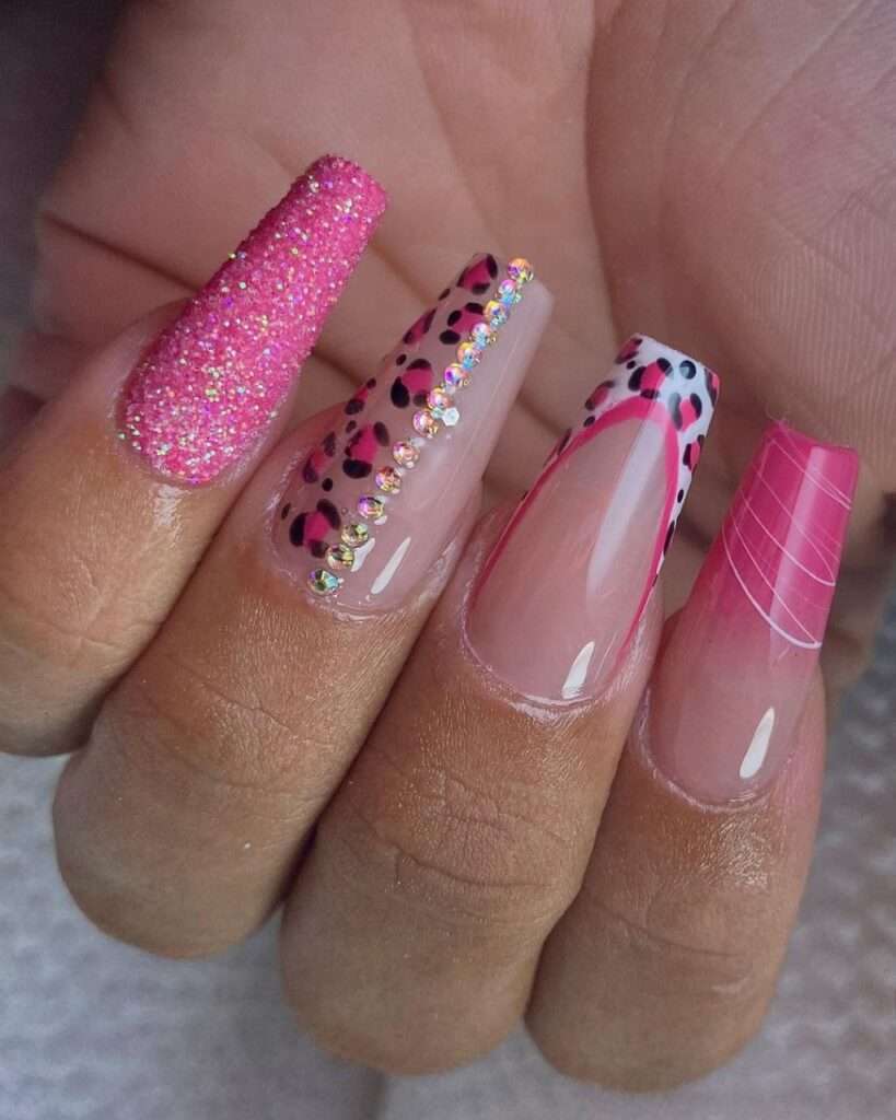 unhas postiças rosa