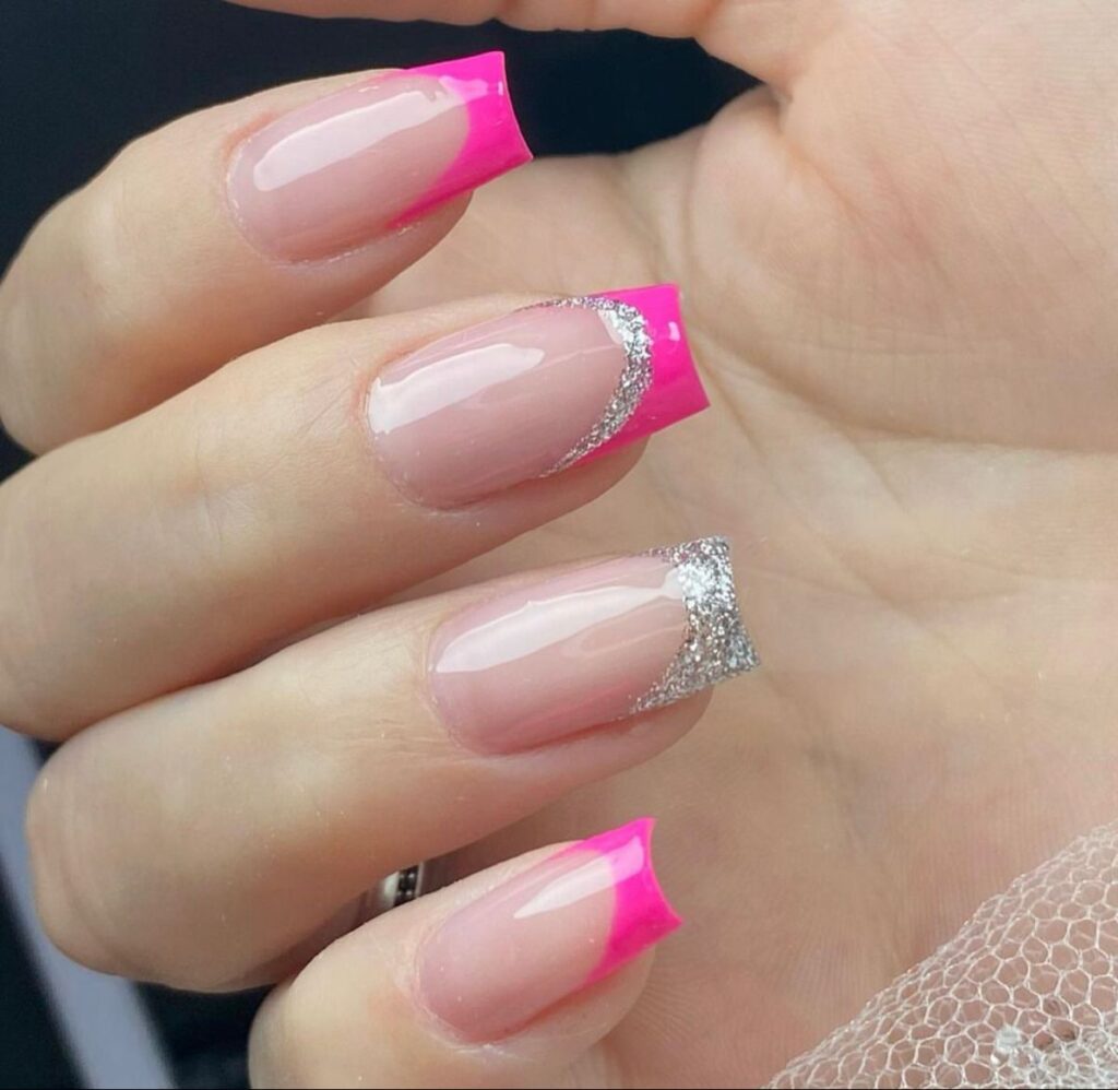 unhas rosa decoradas
