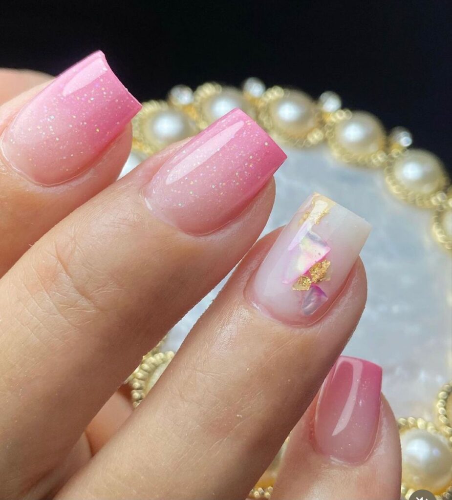 unhas rosa decoradas
