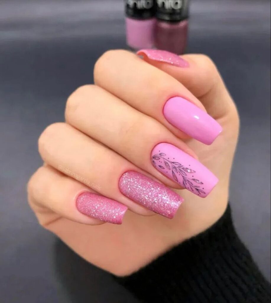 unhas rosa decoradas
