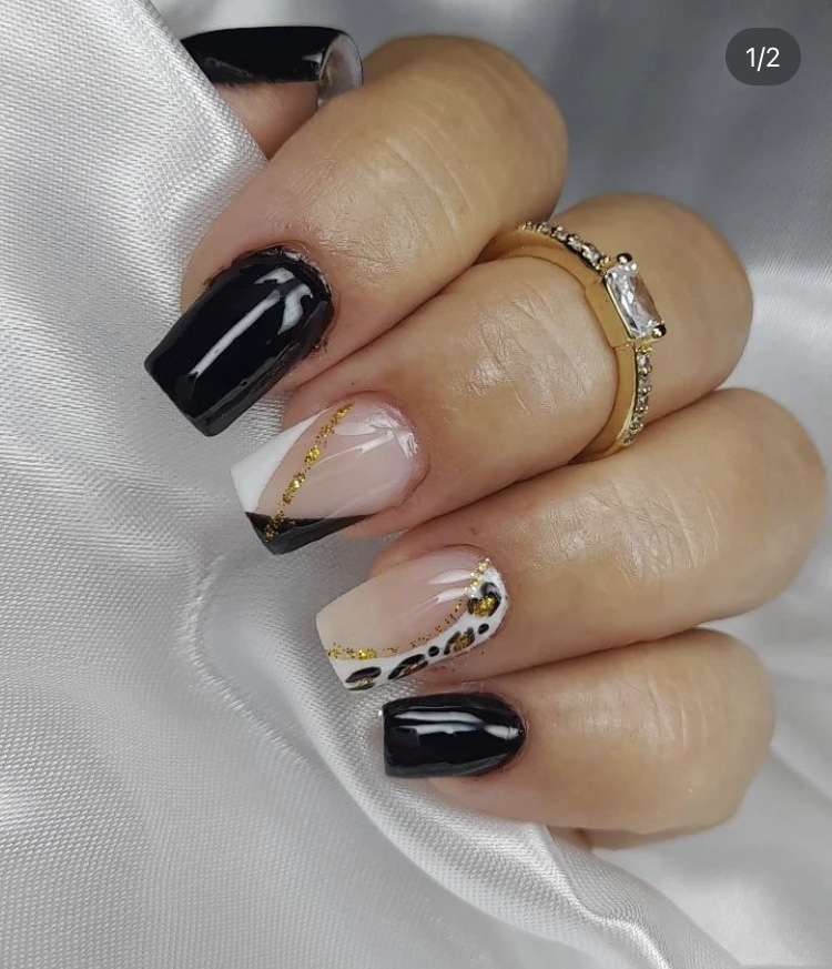 Unhas de gel preta