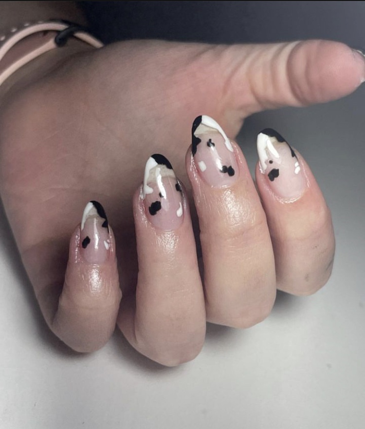 Unhas de gel preta