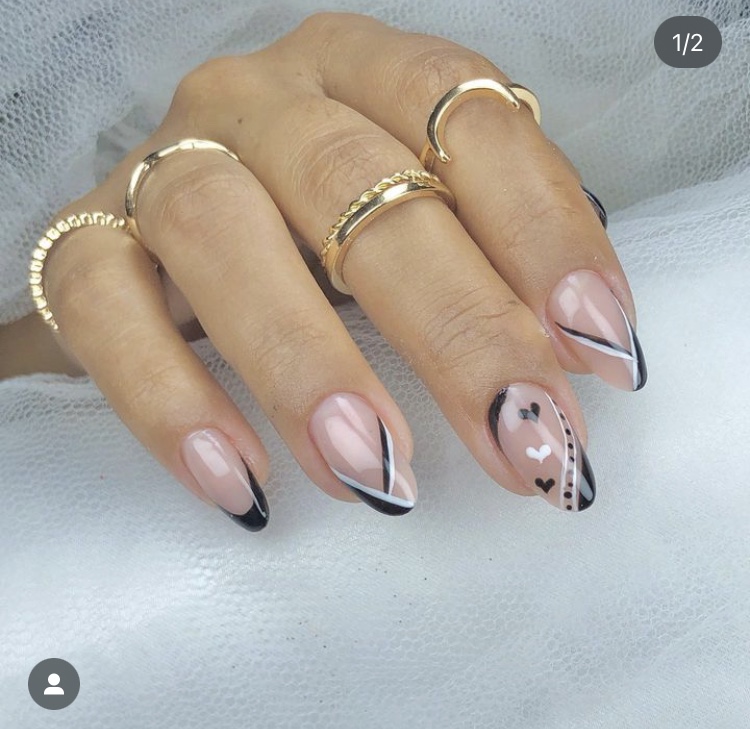 Unhas de gel preta