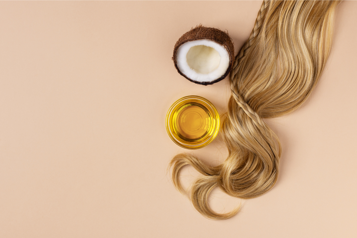 passar óleo de coco no cabelo