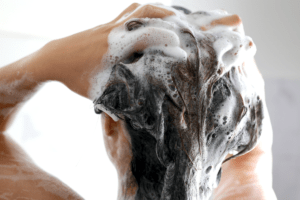 melhor shampoo para piolhos e lêndeas