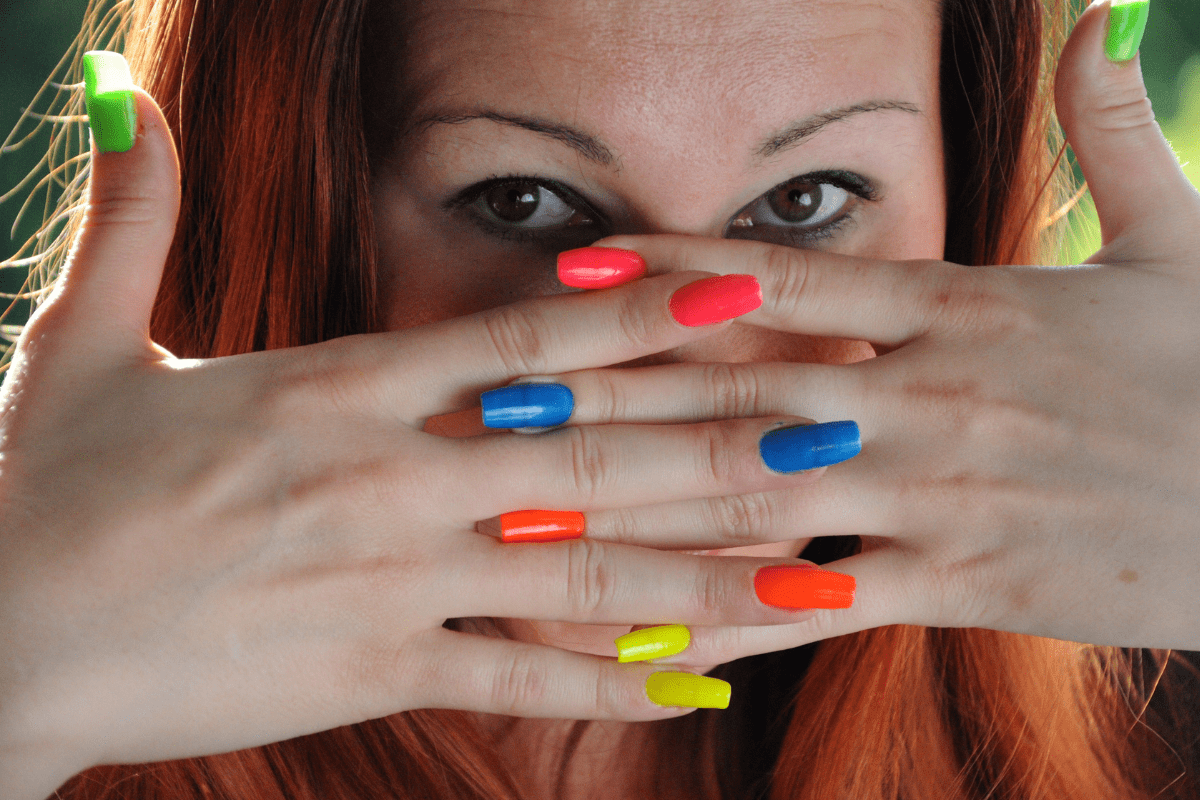 unhas bicolor