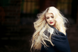 Cabelo loiro para inverno frio