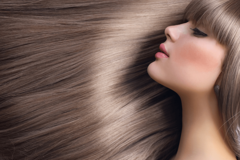cabelo loiro acinzentado para pele fria