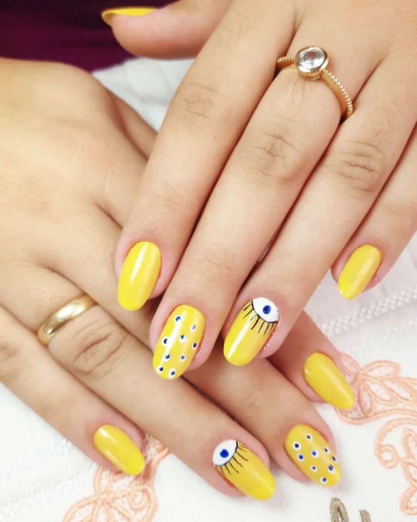 nails amarelas criativas