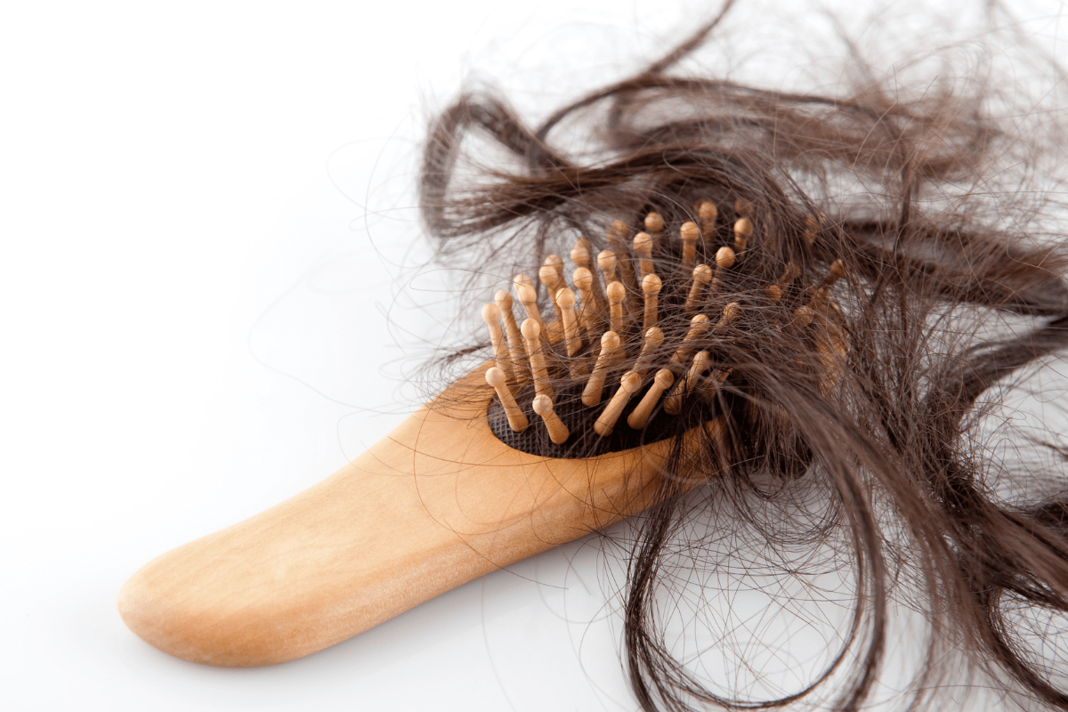 até onde é normal a perda de cabelo