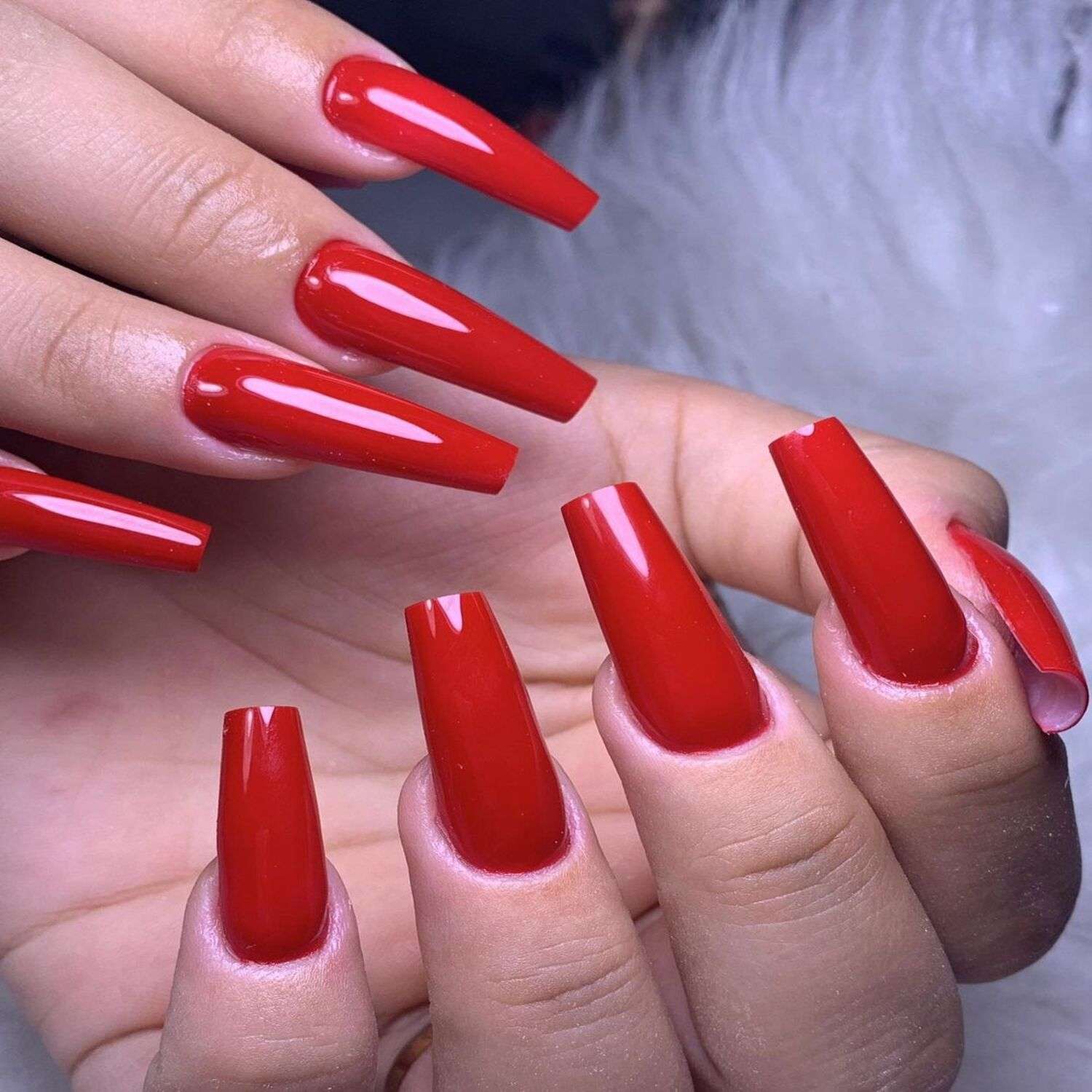 Descubra como as Unhas de Gel Bailarina podem transformar seu look