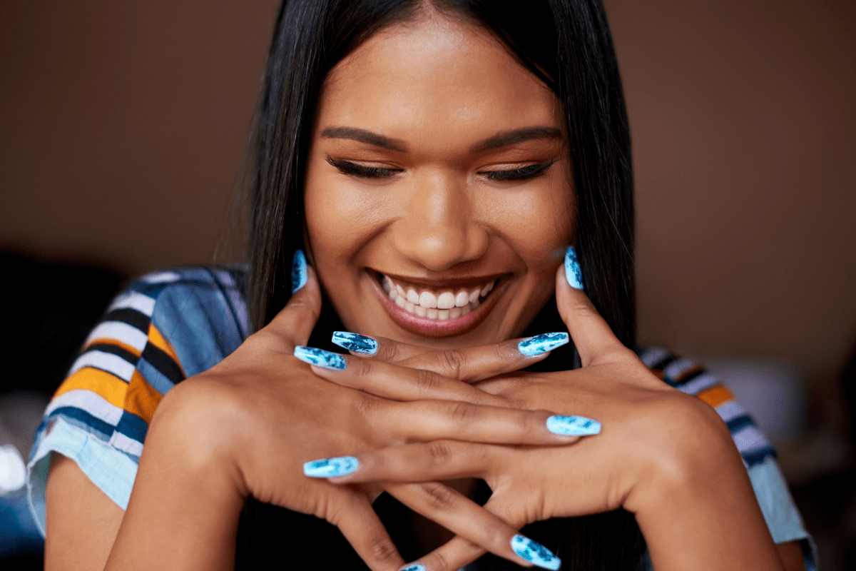 Como harmonizar suas Unhas de Gel Bailarina com seu guarda-roupa
