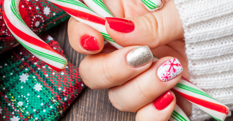 Unhas curtas para o Natal: As Favoritas dos Salões que Você Pode Fazer Sozinha!