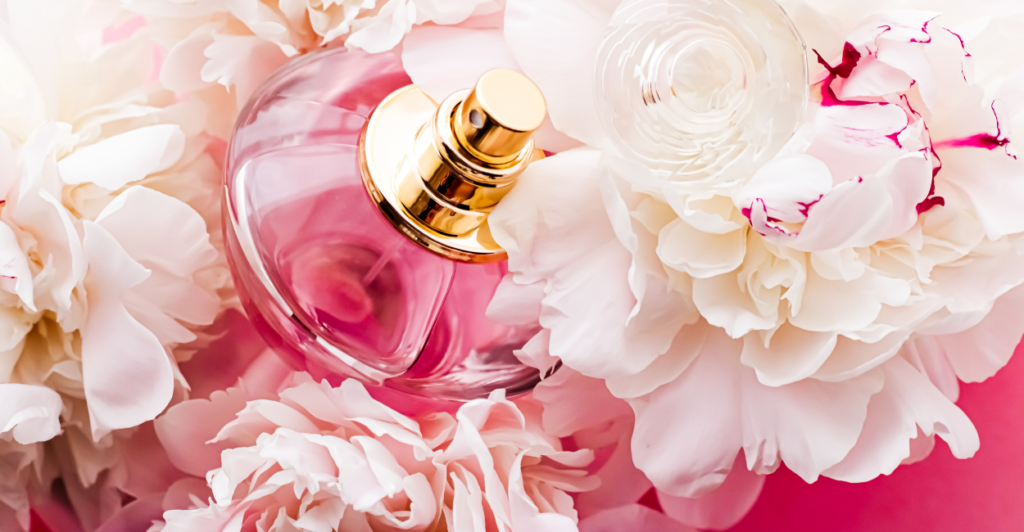 7 Perfumes Femininos que Foram mais pesquisados no Google e Seguem Fortes em 2024
