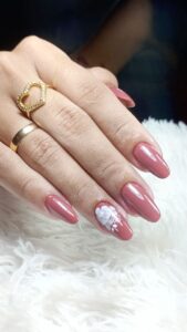 unhas simples e bonitas